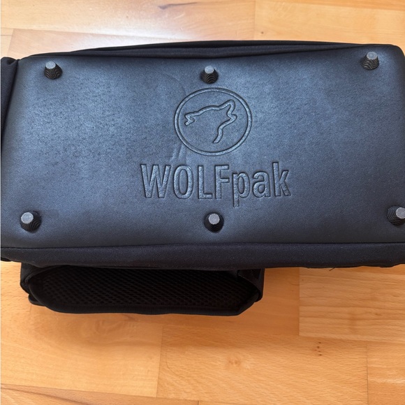 WolfPak Black Nightshade 20L Mini Duffle NEW NWT Fast Ship - Picture 5 of 11